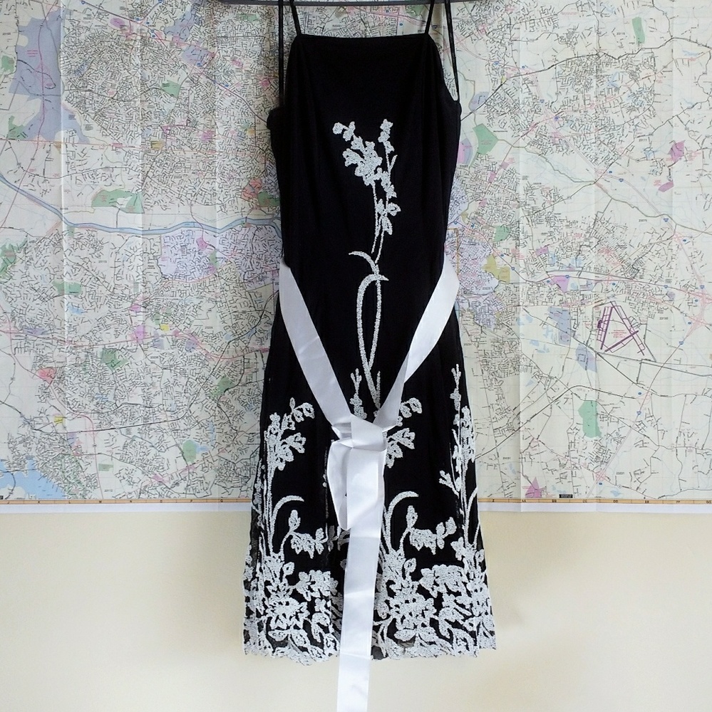 Formal Elegant Dress Embroidery Floral Bead Missy - Picture 4 of 8